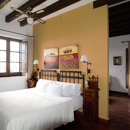 Hotel Fuente Del Sol อันเตเกรา ภายนอก รูปภาพ