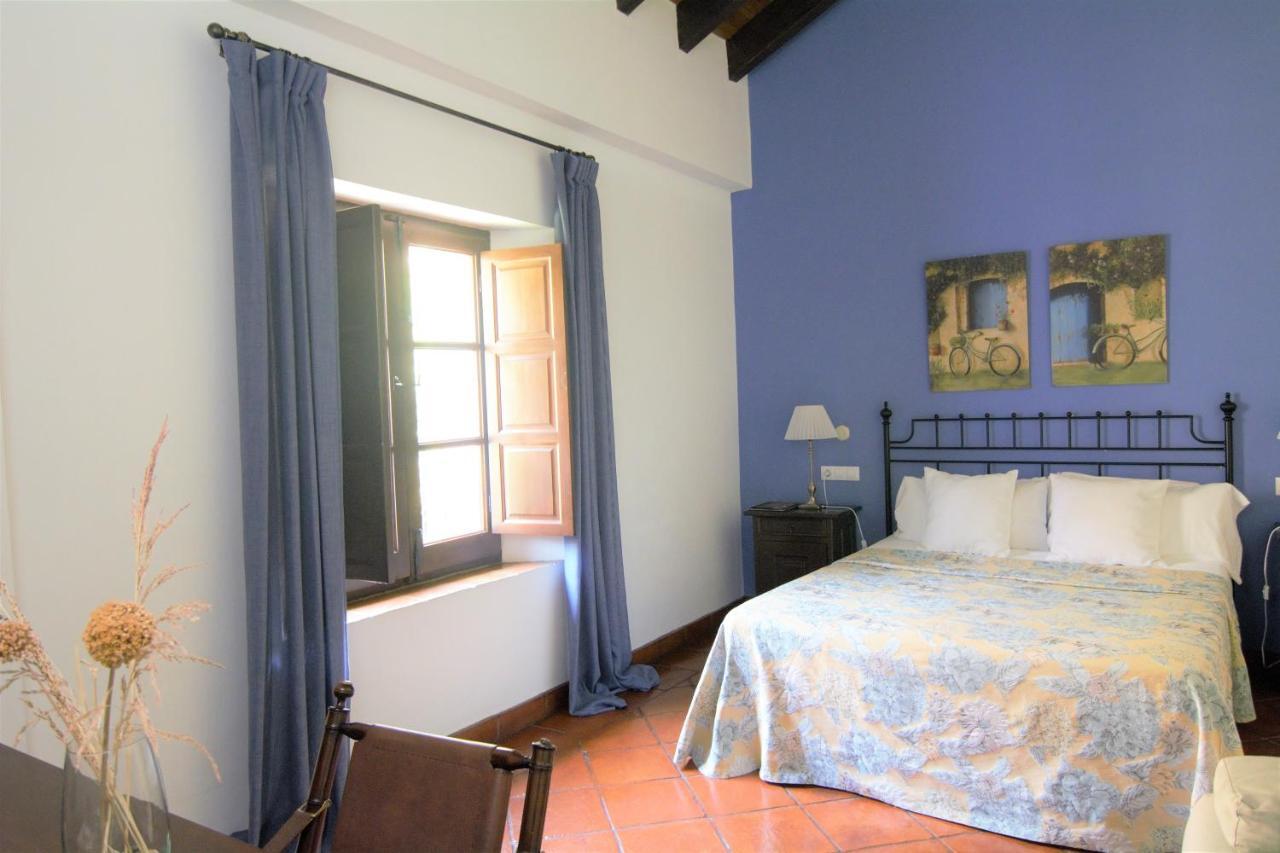 Hotel Fuente Del Sol อันเตเกรา ภายนอก รูปภาพ